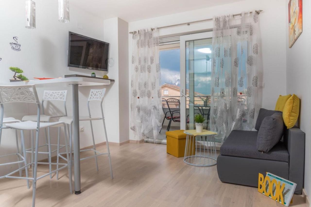 Michelle Apartment Crikvenica Exterior foto