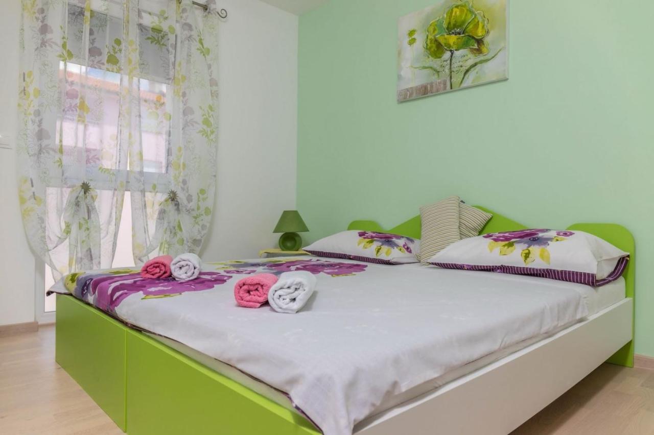 Michelle Apartment Crikvenica Exterior foto