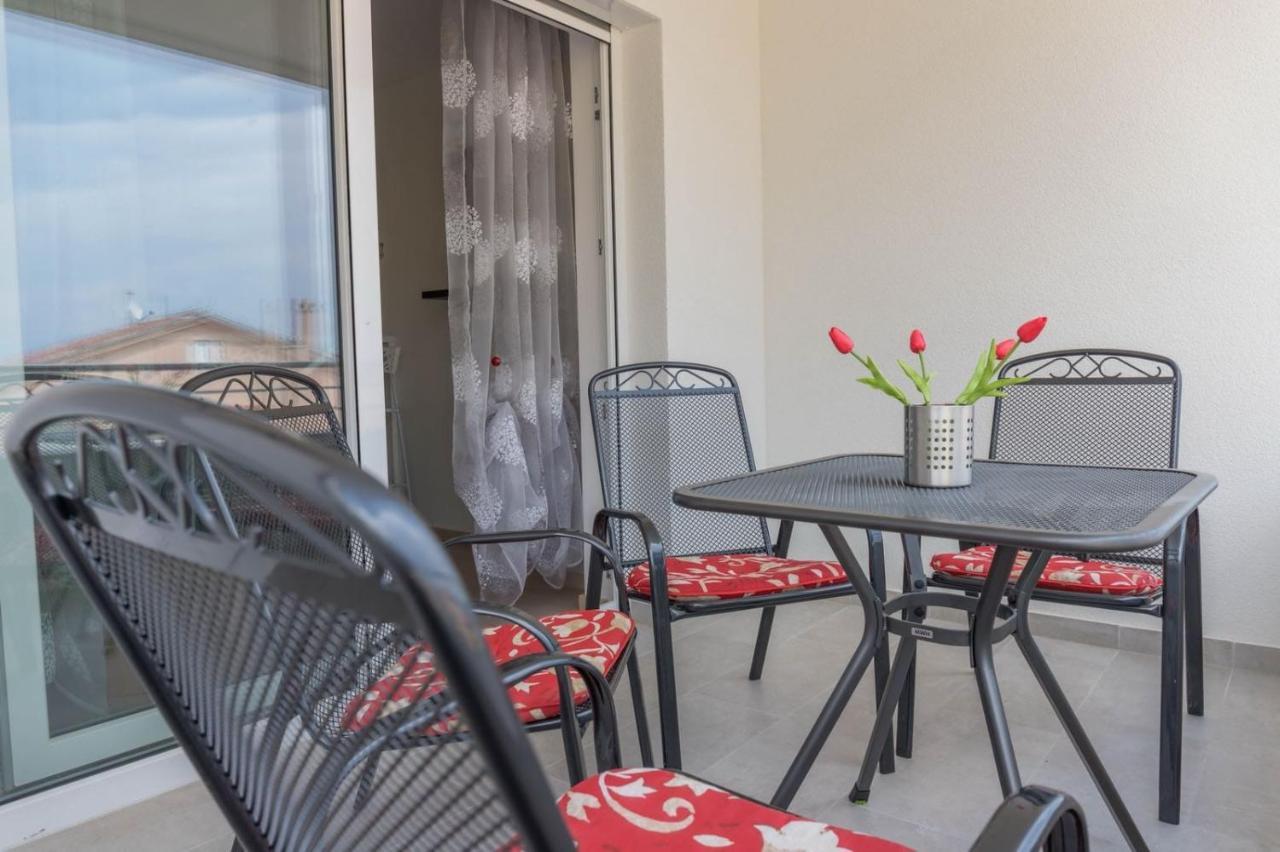 Michelle Apartment Crikvenica Exterior foto